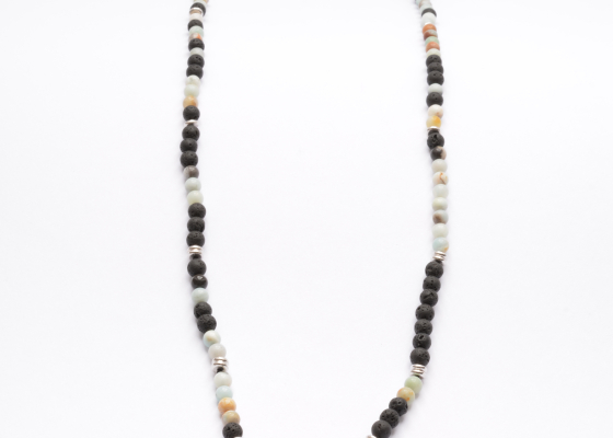 Luxusní náhrdelník a achátem a lávou