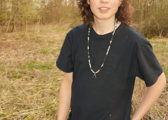 Luxusní náhrdelník a achátem a lávou