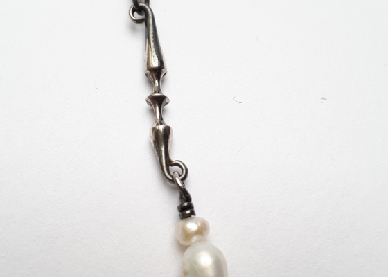 Luxusní náhrdelník – vzpínající se kůň