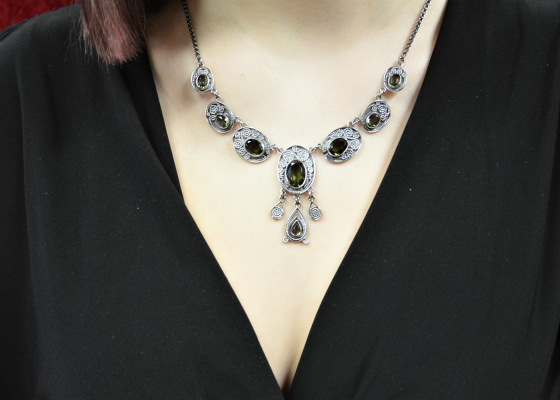 Luxusní vltavínová souprava – romantika