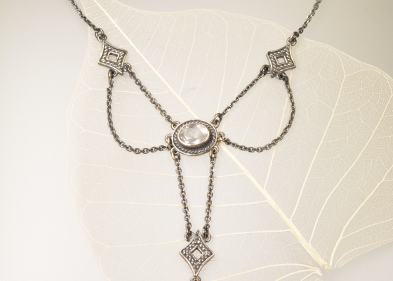 Náhrdelník – přástevník