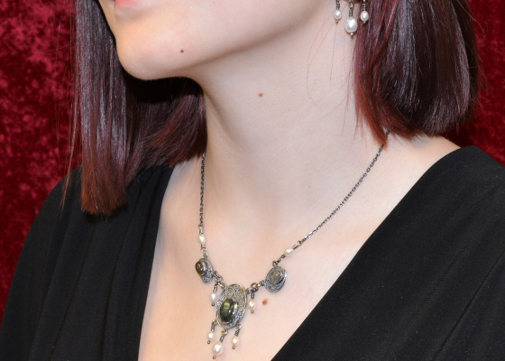 Náhrdelník – světlo