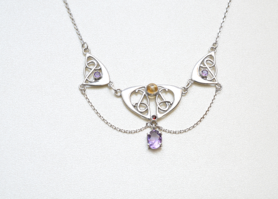 Náhrdelník - vrcholík