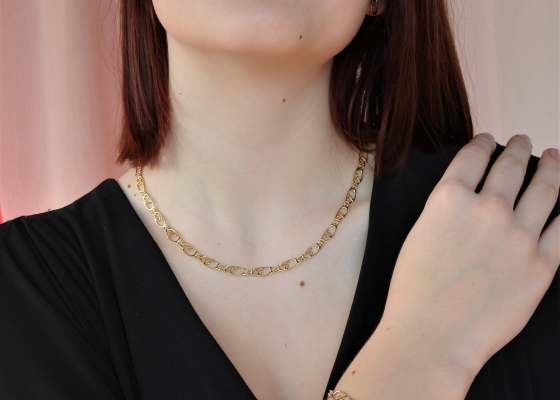 Náhrdelník zlatý - blizna