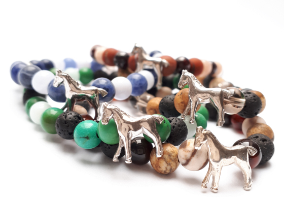 Náramek pro milovníky koní – hnědá