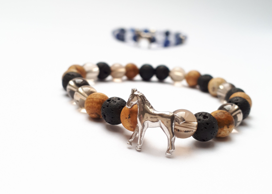 Náramek pro milovníky koní – hnědá