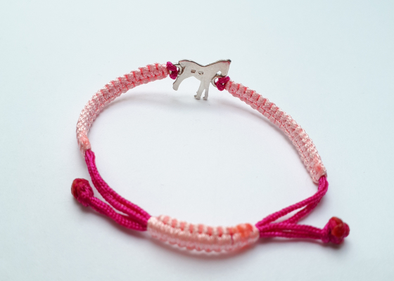 Náramek pro milovníky koní – růžová shamballa