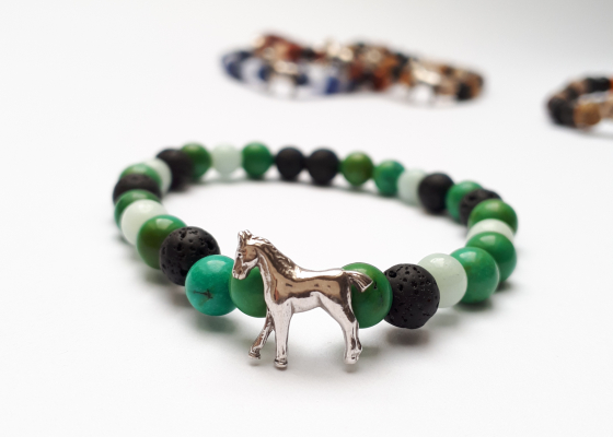 Náramek pro milovníky koní – zelený
