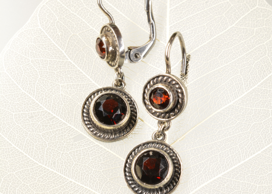 Náušnice - ostruháček - granáty