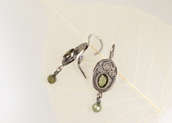 Náušnice – romantika – vltavíny