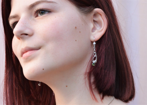 Náušnice – vltavíny a zirkony