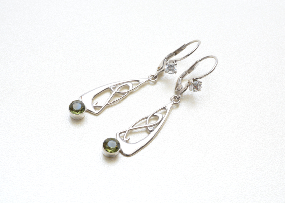 Náušnice – vltavíny a zirkony