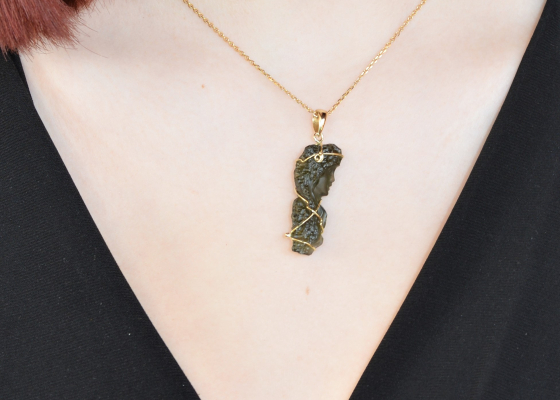 Přívěsek-oboustranná hlavička ženy