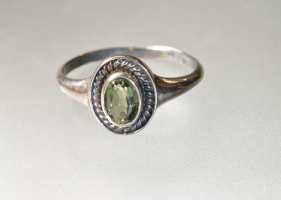 Prsten - zelenáč - vltavín