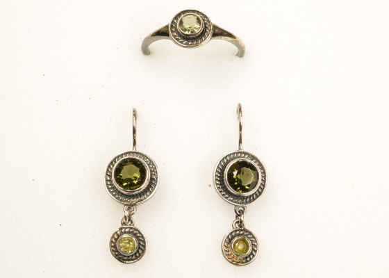 Souprava - dvoutečník - vltavín a olivín