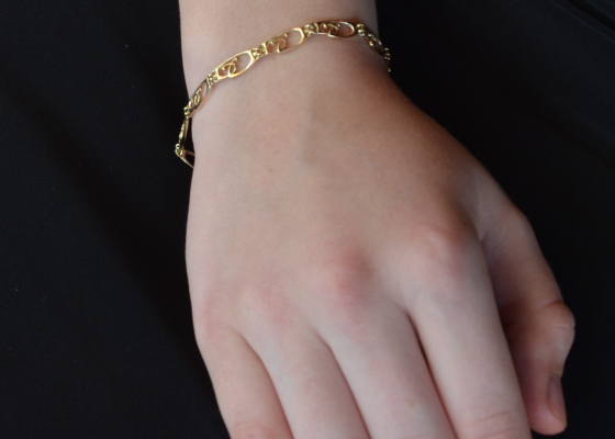 Souprava zlatá – blizna