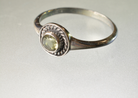 prsten - dvoutečník - vltavín