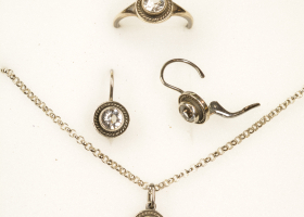 Souprava - přástevník - křišťál