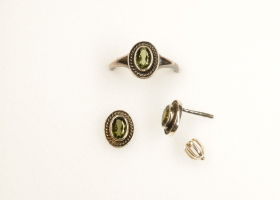 Souprava - zelenáč - vltavín